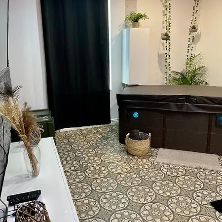 アパート Cosyfull Centre Jacuzzi